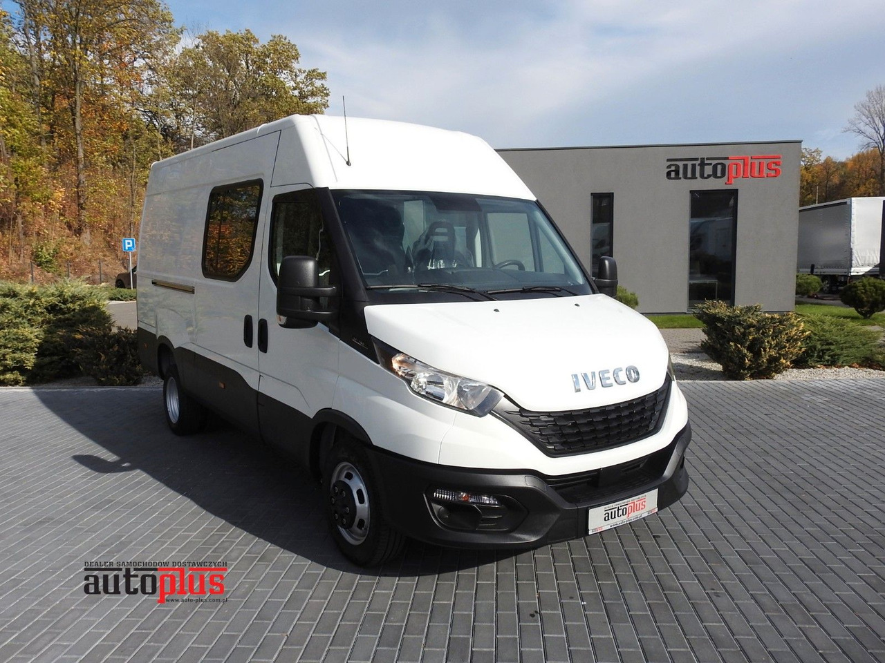 Цельнометаллический фургон, Грузопассажирский фургон Iveco DAILY 35C14 KASTENWAGEN DOPPELKABINE 7 SITZE: фото 1