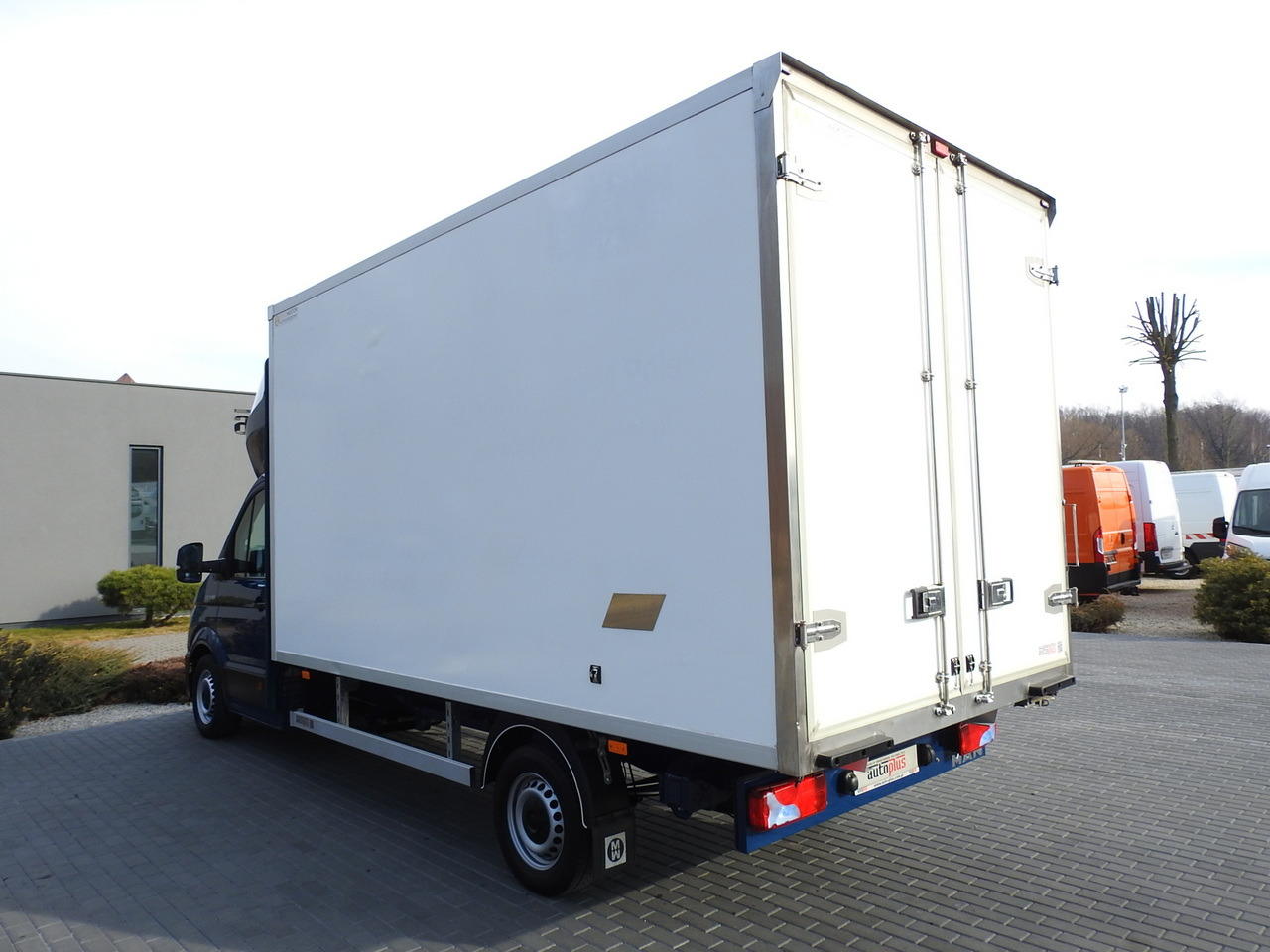 Фургон-рефрижератор MAN TGE 3.180 REGRIGERATOR BOX -5*C 8 PALLETS HEATING FUNCTION CRUISE CONTROL PNEUMATICS AIR CONDITIONING 180HP: фото 10 Фургон-рефрижератор MAN TGE 3.180 REGRIGERATOR BOX -5*C 8 PALLETS HEATING FUNCTION CRUISE CONTROL PNEUMATICS AIR CONDITIONING 180HP: фото 10