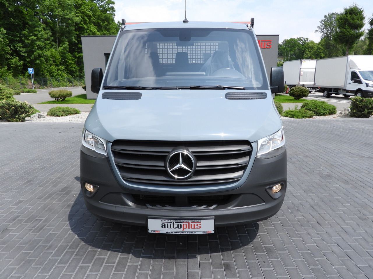 MERCEDES SPRINTER 315 STAKE BODY 8 PALLETS CRUISE CONTROL AIR CONDITIONING 150HP - Малотоннажный бортовой грузовик: фото 5 MERCEDES SPRINTER 315 STAKE BODY 8 PALLETS CRUISE CONTROL AIR CONDITIONING 150HP - Малотоннажный бортовой грузовик: фото 5