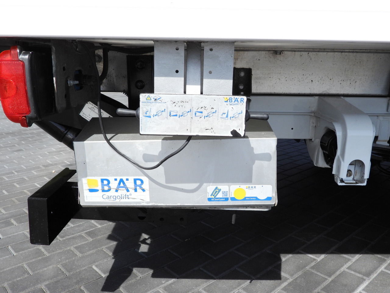 Фургон-рефрижератор MERCEDES SPRINTER 316 REGRIGERATOR BOX 0*C LIFT 8 PALLETS CRUISE CONTROL PNEUMATICS AIR CONDITIONING 160HP: фото 23 Фургон-рефрижератор MERCEDES SPRINTER 316 REGRIGERATOR BOX 0*C LIFT 8 PALLETS CRUISE CONTROL PNEUMATICS AIR CONDITIONING 160HP: фото 23