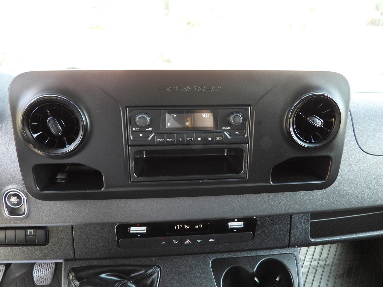 Фургон-рефрижератор MERCEDES SPRINTER 316 REGRIGERATOR BOX 0*C LIFT 8 PALLETS CRUISE CONTROL PNEUMATICS AIR CONDITIONING 160HP: фото 39 Фургон-рефрижератор MERCEDES SPRINTER 316 REGRIGERATOR BOX 0*C LIFT 8 PALLETS CRUISE CONTROL PNEUMATICS AIR CONDITIONING 160HP: фото 39