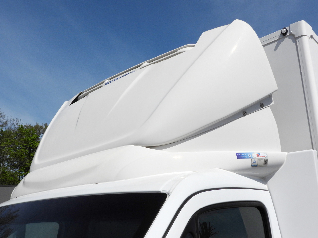 Фургон-рефрижератор MERCEDES SPRINTER 316 REGRIGERATOR BOX 0*C LIFT 8 PALLETS CRUISE CONTROL PNEUMATICS AIR CONDITIONING 160HP: фото 21 Фургон-рефрижератор MERCEDES SPRINTER 316 REGRIGERATOR BOX 0*C LIFT 8 PALLETS CRUISE CONTROL PNEUMATICS AIR CONDITIONING 160HP: фото 21