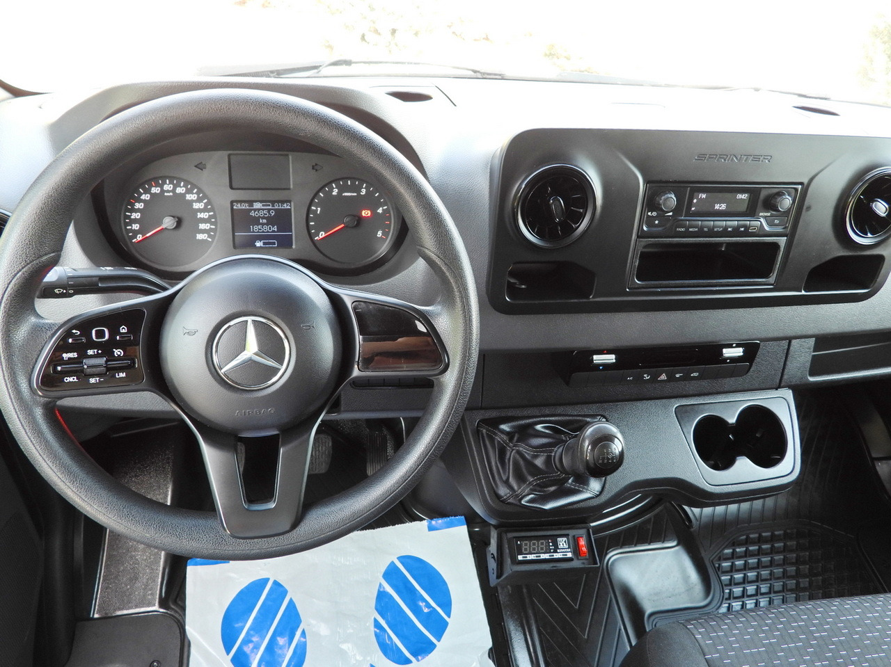 Фургон-рефрижератор MERCEDES SPRINTER 316 REGRIGERATOR BOX 0*C LIFT 8 PALLETS CRUISE CONTROL PNEUMATICS AIR CONDITIONING 160HP: фото 33 Фургон-рефрижератор MERCEDES SPRINTER 316 REGRIGERATOR BOX 0*C LIFT 8 PALLETS CRUISE CONTROL PNEUMATICS AIR CONDITIONING 160HP: фото 33