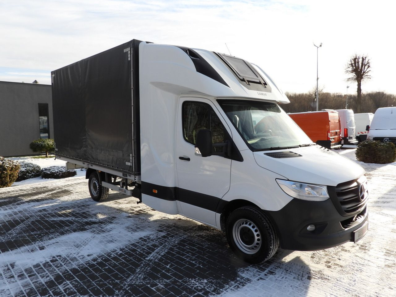 MERCEDES SPRINTER 317 TARPAULIN 8 PALLETS WEBASTO CRUISE CONTROL LED LIGHTS AIR CONDITIONING 170HP - Тентованный фургон: фото 4 MERCEDES SPRINTER 317 TARPAULIN 8 PALLETS WEBASTO CRUISE CONTROL LED LIGHTS AIR CONDITIONING 170HP - Тентованный фургон: фото 4