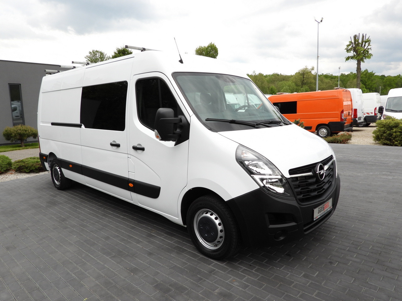 OPEL MOVANO BOX DELIVERY VAN 7 SEATS CRUISE CONTROL LED LIGHTS AIR CONDITIONING 135HP - Цельнометаллический фургон: фото 4 OPEL MOVANO BOX DELIVERY VAN 7 SEATS CRUISE CONTROL LED LIGHTS AIR CONDITIONING 135HP - Цельнометаллический фургон: фото 4