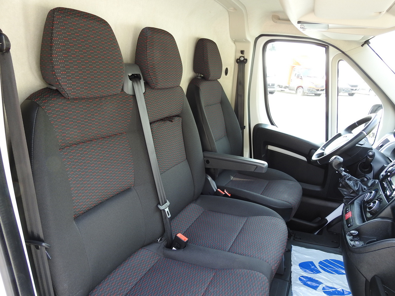 Цельнометаллический фургон OPEL MOVANO VAN CRUISE CONTROL AIR CONDITIONING  140HP: фото 31