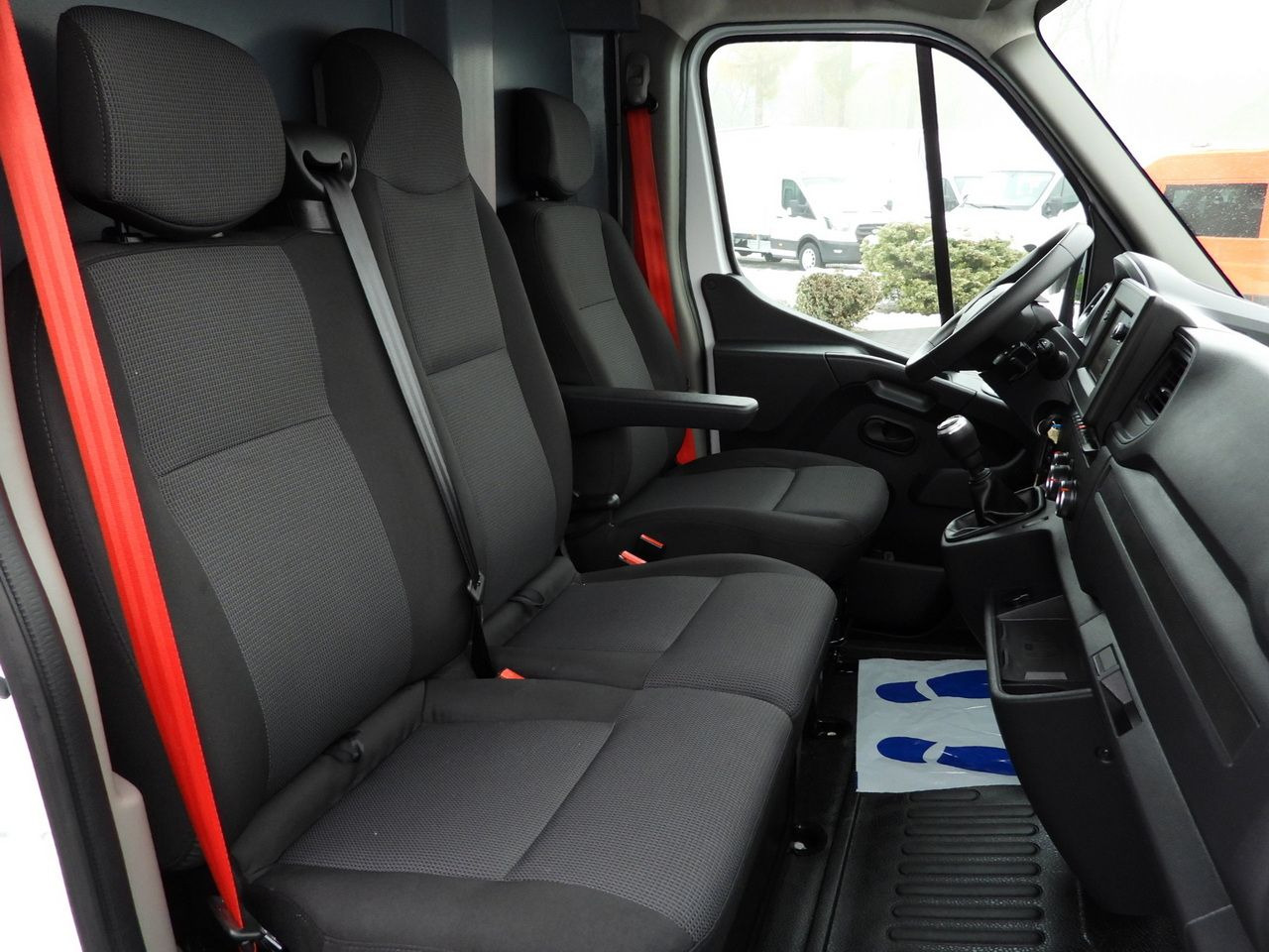 Фургон-рефрижератор RENAULT MASTER REFRIGERATOR VAN -10*C POWER SUPPLY 230V CRUISE CONTROL NAVIGATION LED LIGHTS AIR CONDITIONING  150HP: фото 50