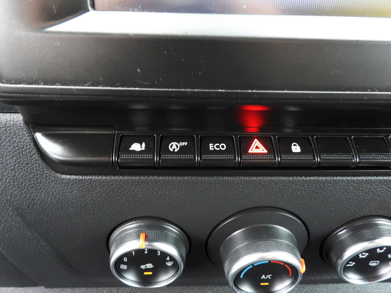 Фургон-рефрижератор RENAULT MASTER REFRIGERATOR VAN -10*C POWER SUPPLY 230V CRUISE CONTROL NAVIGATION LED LIGHTS AIR CONDITIONING  150HP: фото 45