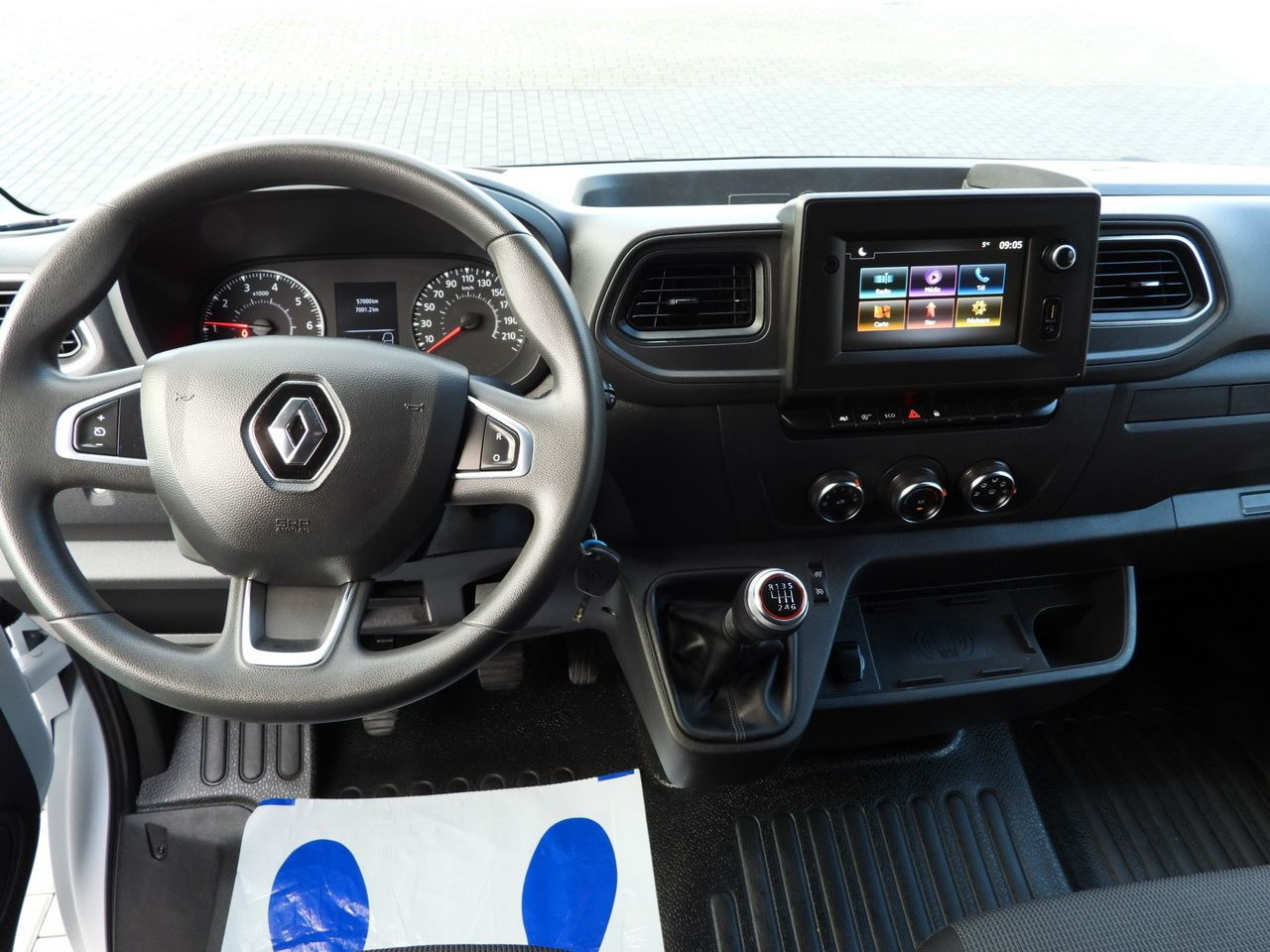 Фургон-рефрижератор RENAULT MASTER REFRIGERATOR VAN -10*C POWER SUPPLY 230V CRUISE CONTROL NAVIGATION LED LIGHTS AIR CONDITIONING  150HP: фото 36