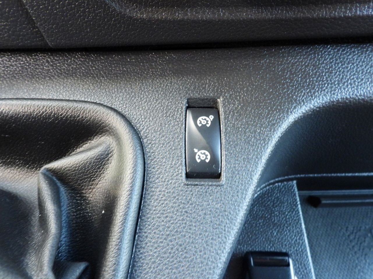 Фургон-рефрижератор RENAULT MASTER REFRIGERATOR VAN -10*C POWER SUPPLY 230V CRUISE CONTROL NAVIGATION LED LIGHTS AIR CONDITIONING  150HP: фото 46