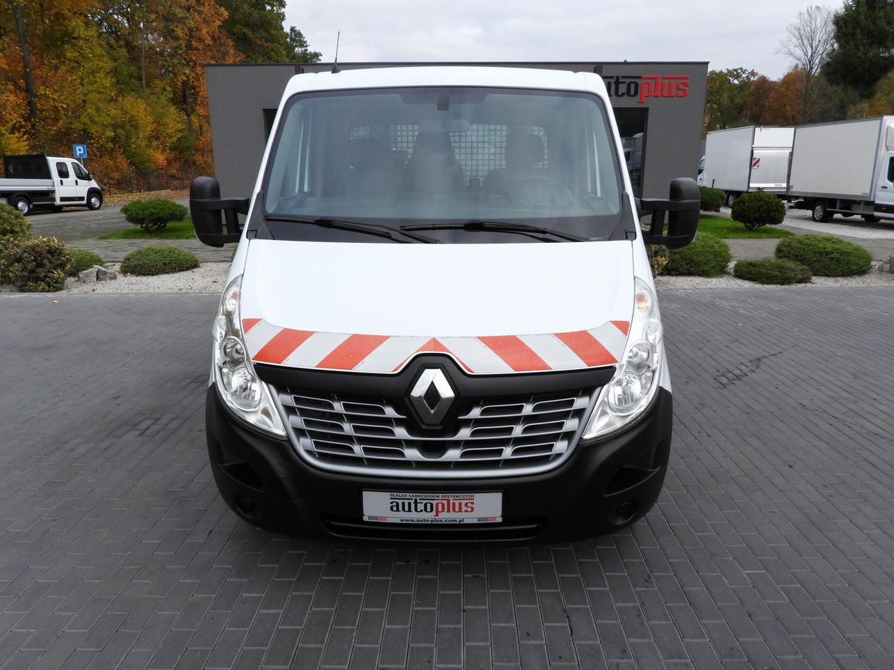 RENAULT MASTER STAKE BODY CRUISE CONTROL NAVIGATION TWIN WHEELS AIR CONDITIONING 130HP - Малотоннажный бортовой грузовик: фото 5 RENAULT MASTER STAKE BODY CRUISE CONTROL NAVIGATION TWIN WHEELS AIR CONDITIONING 130HP - Малотоннажный бортовой грузовик: фото 5