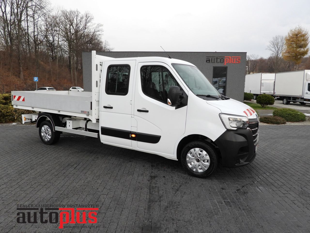 RENAULT MASTER STAKE BODY DOUBLE CABIN DOKA 6 SEATS CRUISE CONTROL NAVIGATION LED LIGHTS AIR CONDITIONING 150HP - Грузопассажирский фургон: фото 1 RENAULT MASTER STAKE BODY DOUBLE CABIN DOKA 6 SEATS CRUISE CONTROL NAVIGATION LED LIGHTS AIR CONDITIONING 150HP - Грузопассажирский фургон: фото 1