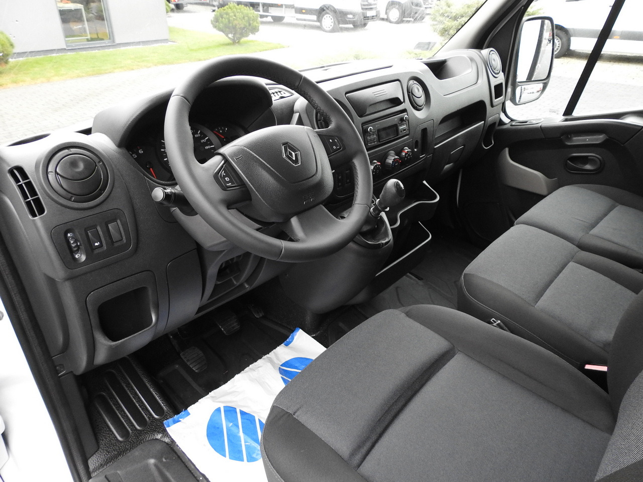 RENAULT MASTER TARPAULIN 10 PALLETS WEBASTO CRUISE CONTROL AIR CONDITIONING 170HP - Тентованный фургон: фото 2 RENAULT MASTER TARPAULIN 10 PALLETS WEBASTO CRUISE CONTROL AIR CONDITIONING 170HP - Тентованный фургон: фото 2