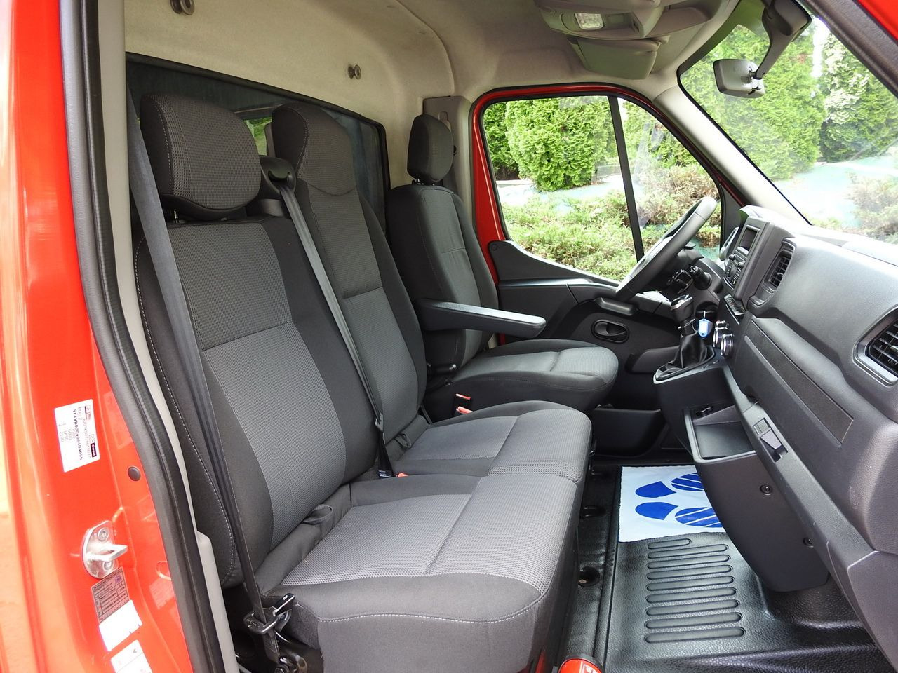 Тентованный фургон RENAULT MASTER TARPAULIN 10 PALLETS WEBASTO CRUISE CONTROL LED LIGHTS PNEUMATICS AIR CONDITIONING 165HP: фото 40 Тентованный фургон RENAULT MASTER TARPAULIN 10 PALLETS WEBASTO CRUISE CONTROL LED LIGHTS PNEUMATICS AIR CONDITIONING 165HP: фото 40