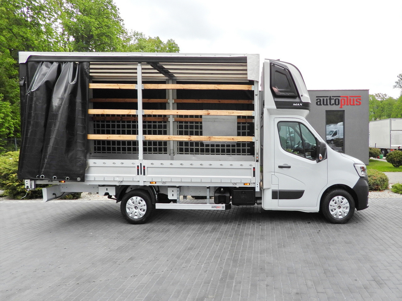 Тентованный фургон RENAULT MASTER TARPAULIN 10 PALLETS WEBASTO CRUISE CONTROL LED LIGHTS PNEUMATICS AIR CONDITIONING 165HP: фото 8 Тентованный фургон RENAULT MASTER TARPAULIN 10 PALLETS WEBASTO CRUISE CONTROL LED LIGHTS PNEUMATICS AIR CONDITIONING 165HP: фото 8