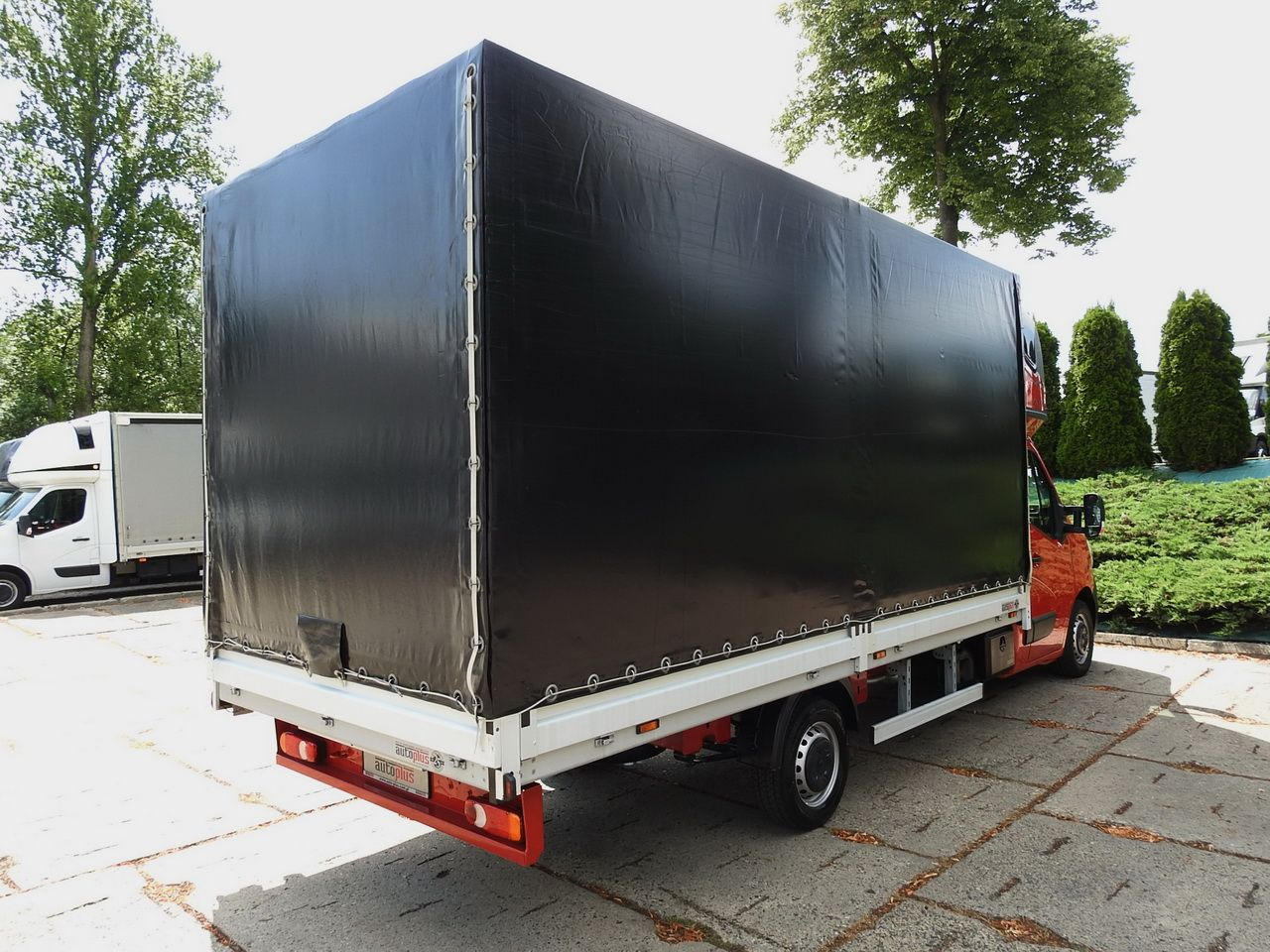 Тентованный фургон RENAULT MASTER TARPAULIN 10 PALLETS WEBASTO CRUISE CONTROL LED LIGHTS PNEUMATICS AIR CONDITIONING 165HP: фото 12 Тентованный фургон RENAULT MASTER TARPAULIN 10 PALLETS WEBASTO CRUISE CONTROL LED LIGHTS PNEUMATICS AIR CONDITIONING 165HP: фото 12
