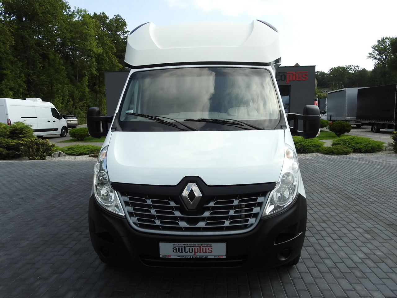RENAULT MASTER TARPAULIN 8 PALLETS CRUISE CONTROL AIR CONDITIONING 170HP - Тентованный фургон: фото 5 RENAULT MASTER TARPAULIN 8 PALLETS CRUISE CONTROL AIR CONDITIONING 170HP - Тентованный фургон: фото 5