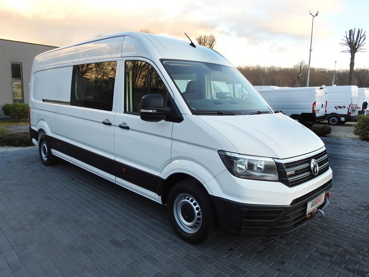 VOLKSWAGEN CRAFTER 4X4 4MOTION BOX DELIVERY VAN 7 SEATS AIR CONDITIONING 140HP - Цельнометаллический фургон: фото 4 VOLKSWAGEN CRAFTER 4X4 4MOTION BOX DELIVERY VAN 7 SEATS AIR CONDITIONING 140HP - Цельнометаллический фургон: фото 4
