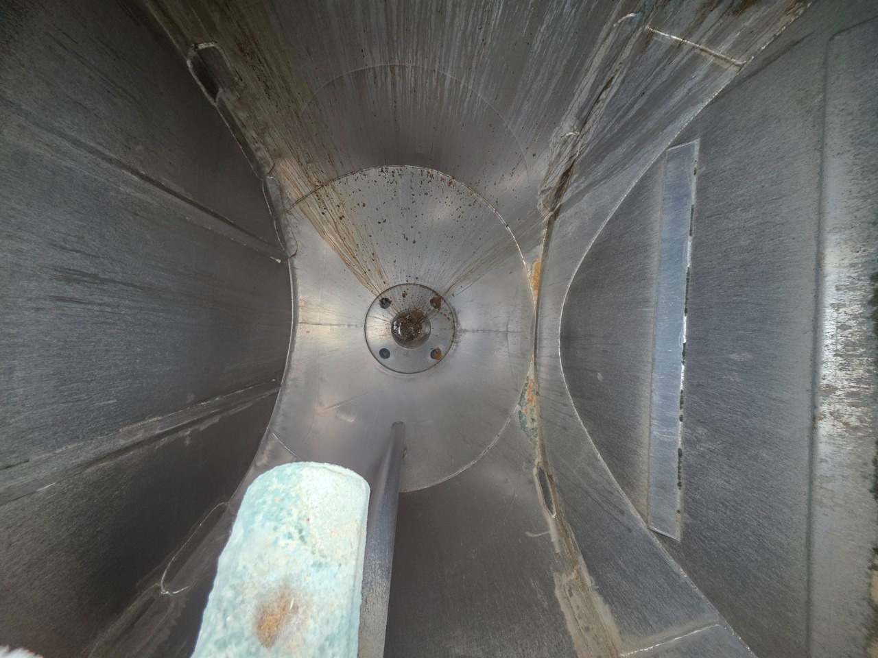 Полуприцеп цистерна для сыпучих грузов Köhler BSCX31/51/A / 51.000 l / Lenkachse: фото 15 Полуприцеп цистерна для сыпучих грузов Köhler BSCX31/51/A / 51.000 l / Lenkachse: фото 15