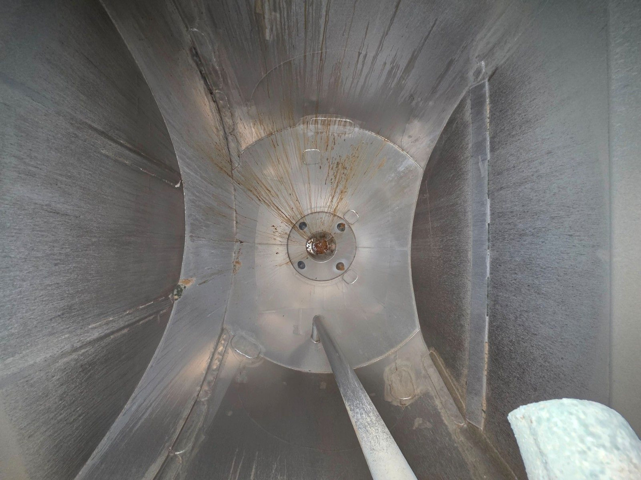 Полуприцеп цистерна для сыпучих грузов Köhler BSCX31/51/A / 51.000 l / Lenkachse: фото 18 Полуприцеп цистерна для сыпучих грузов Köhler BSCX31/51/A / 51.000 l / Lenkachse: фото 18