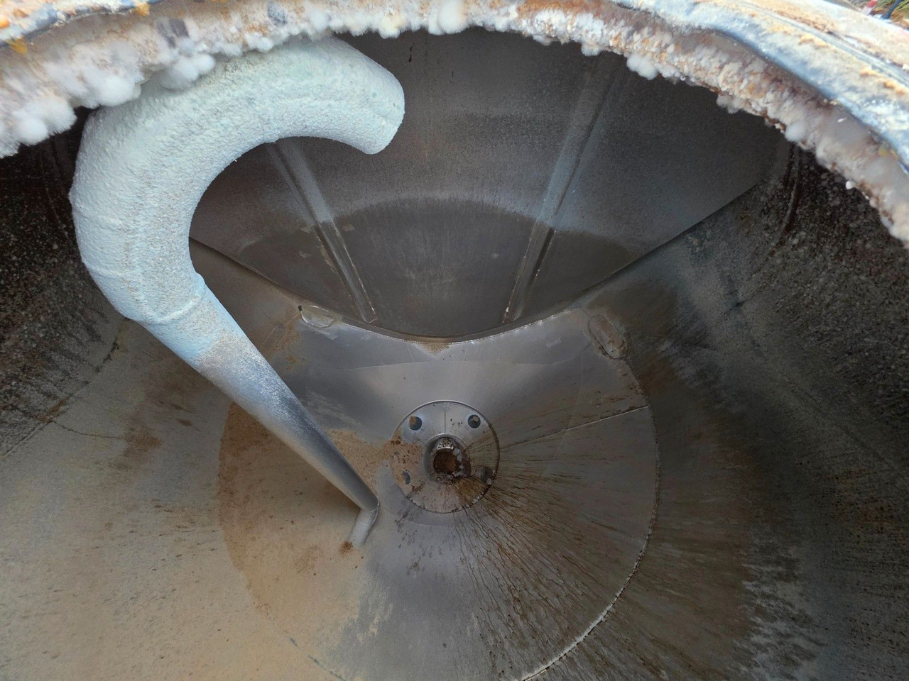 Полуприцеп цистерна для сыпучих грузов Köhler BSCX31/51/A / 51.000 l / Lenkachse: фото 13 Полуприцеп цистерна для сыпучих грузов Köhler BSCX31/51/A / 51.000 l / Lenkachse: фото 13