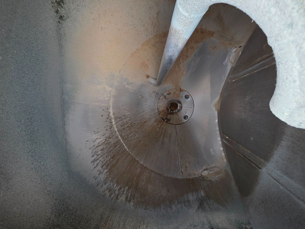 Полуприцеп цистерна для сыпучих грузов Köhler BSCX31/51/A / 51.000 l / Lenkachse: фото 11 Полуприцеп цистерна для сыпучих грузов Köhler BSCX31/51/A / 51.000 l / Lenkachse: фото 11