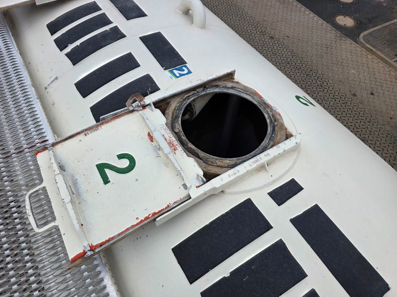 Полуприцеп цистерна для сыпучих грузов Köhler BSCX31/51/A / 51.000 l / Lenkachse: фото 21 Полуприцеп цистерна для сыпучих грузов Köhler BSCX31/51/A / 51.000 l / Lenkachse: фото 21