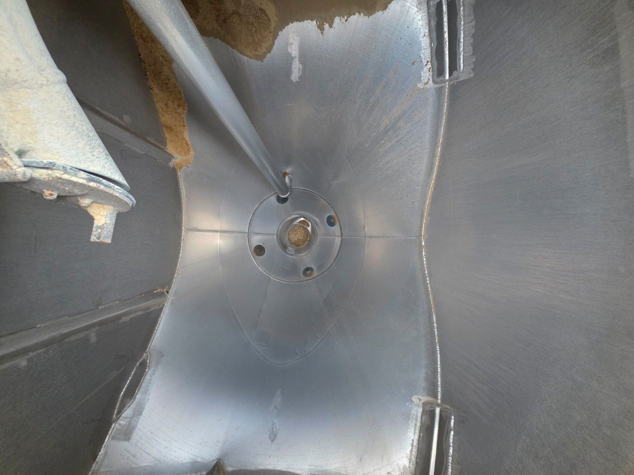 Полуприцеп цистерна для сыпучих грузов Köhler BSCX31/51/A / 51.000 l / Lenkachse: фото 22 Полуприцеп цистерна для сыпучих грузов Köhler BSCX31/51/A / 51.000 l / Lenkachse: фото 22