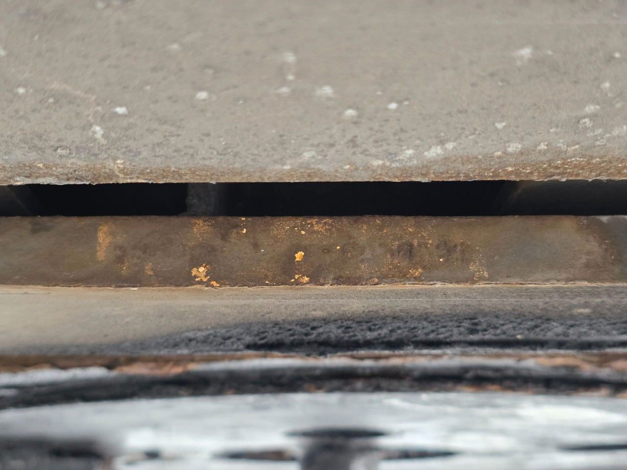 Полуприцеп для перевозки напитков System Trailer PRSSL-24-1-TRI / Ldbw / Lenkachse: фото 50 Полуприцеп для перевозки напитков System Trailer PRSSL-24-1-TRI / Ldbw / Lenkachse: фото 50