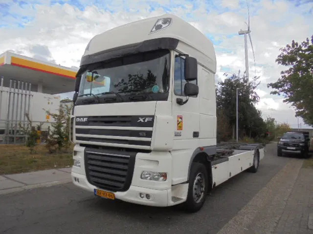 DAF XF 105 410 NL truck - Грузовик-контейнеровоз/ Сменный кузов: фото 1 DAF XF 105 410 NL truck - Грузовик-контейнеровоз/ Сменный кузов: фото 1
