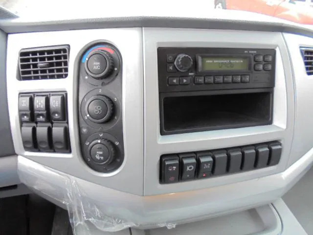 Самосвал Diversen FOTON DAIMLER TX 3234 6X4 FOTON DAIMLER TX 3234 6X4: фото 9 Самосвал Diversen FOTON DAIMLER TX 3234 6X4 FOTON DAIMLER TX 3234 6X4: фото 9