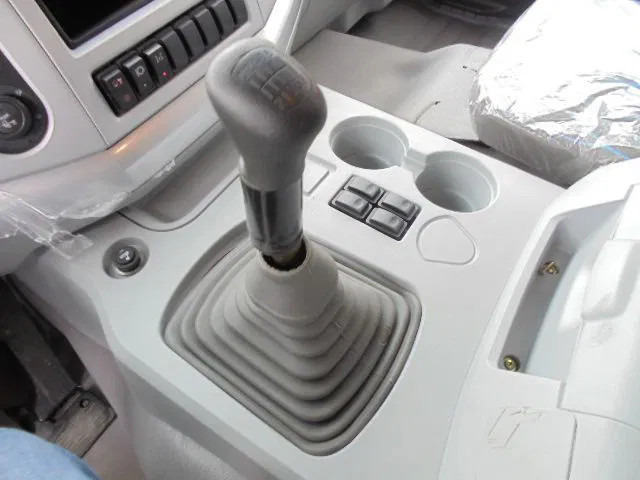 Самосвал Diversen FOTON DAIMLER TX 3234 6X4 FOTON DAIMLER TX 3234 6X4: фото 11 Самосвал Diversen FOTON DAIMLER TX 3234 6X4 FOTON DAIMLER TX 3234 6X4: фото 11