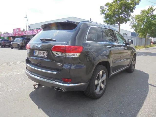 Jeep Grand Cherokee 4X4 SUMMIT EDITION 3.0 LTR V6 - Внедорожник: фото 5 Jeep Grand Cherokee 4X4 SUMMIT EDITION 3.0 LTR V6 - Внедорожник: фото 5