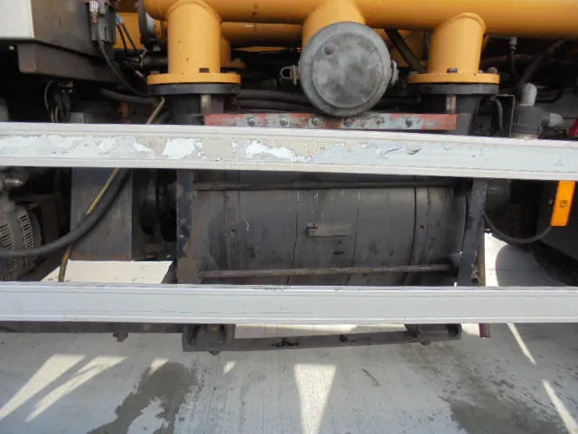 Mercedes-Benz Actros 2532 LENA ADR - Ассенизатор: фото 4 Mercedes-Benz Actros 2532 LENA ADR - Ассенизатор: фото 4