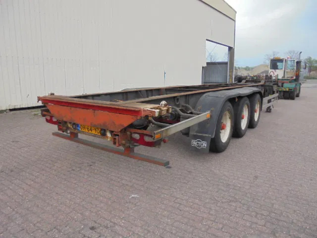 Pacton T3-007 40 45 FT - Полуприцеп-контейнеровоз/ Сменный кузов: фото 3 Pacton T3-007 40 45 FT - Полуприцеп-контейнеровоз/ Сменный кузов: фото 3