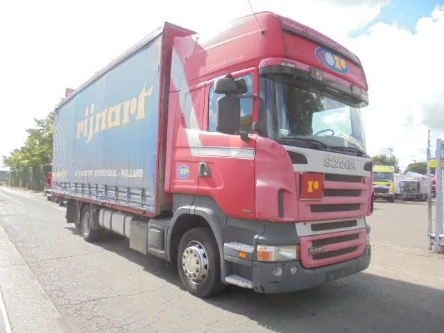 Scania R420 6X2 RETARDER - Грузовик с закрытым кузовом: фото 2 Scania R420 6X2 RETARDER - Грузовик с закрытым кузовом: фото 2