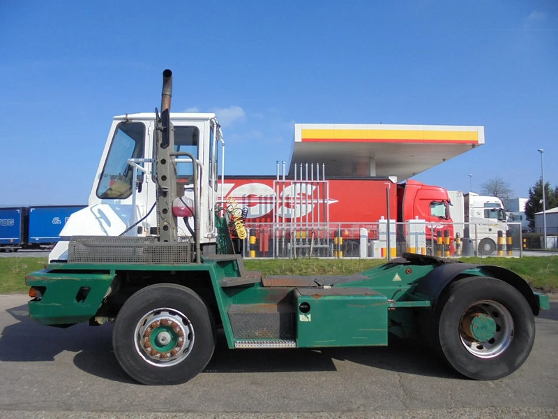 Terberg YT 180 - Терминальный тягач: фото 2 Terberg YT 180 - Терминальный тягач: фото 2