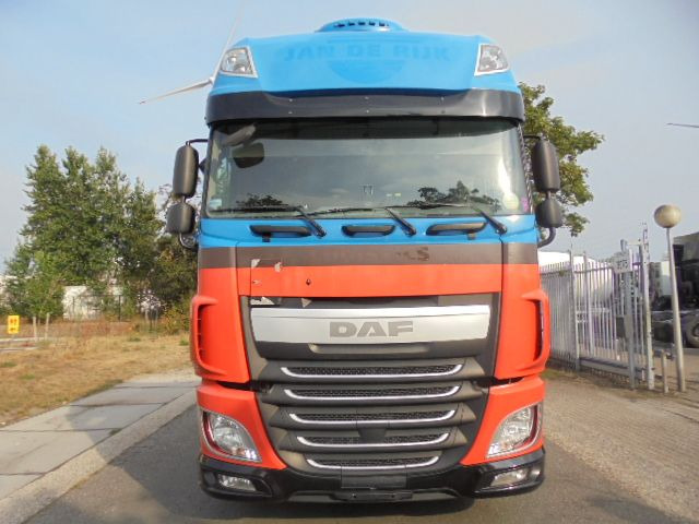 DAF XF 440 MEGA - Тягач: фото 2 DAF XF 440 MEGA - Тягач: фото 2