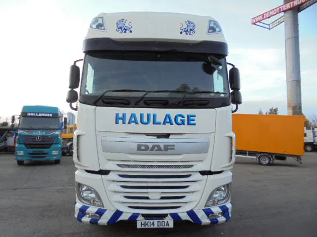 DAF XF 460 6X2 RHD - Тягач: фото 2 DAF XF 460 6X2 RHD - Тягач: фото 2