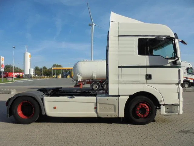 MAN TGX 18.400 - Тягач: фото 4 MAN TGX 18.400 - Тягач: фото 4