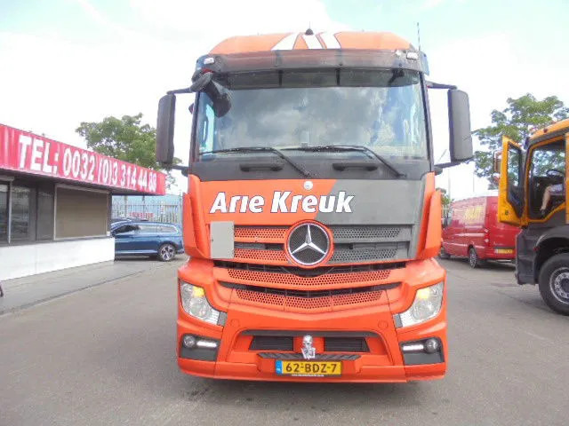 Mercedes-Benz Actros 2343 6X2 VOORLOOPAS - Тягач: фото 2 Mercedes-Benz Actros 2343 6X2 VOORLOOPAS - Тягач: фото 2