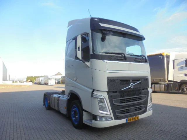 Volvo FH 420 - Тягач: фото 3 Volvo FH 420 - Тягач: фото 3