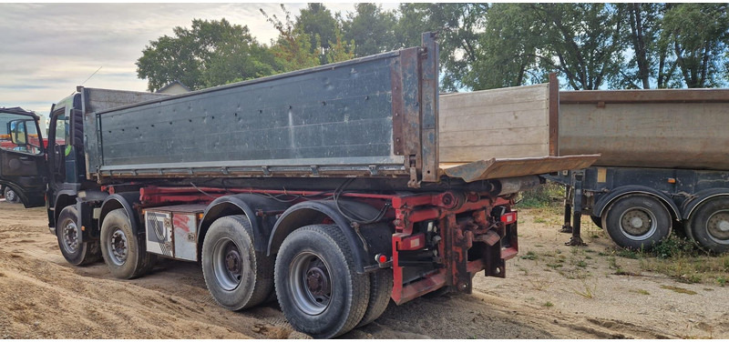 Volvo FM 12 - Тросовый мультилифт: фото 3 Volvo FM 12 - Тросовый мультилифт: фото 3