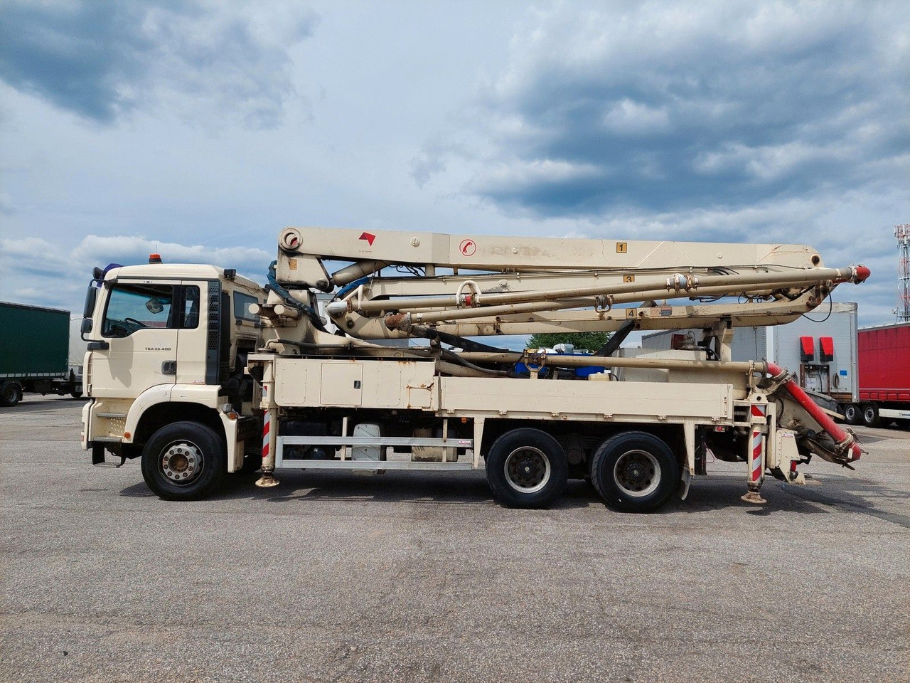 MAN TGA 33.400 6x4 BB JMBH 33 - Автобетононасос: фото 5 MAN TGA 33.400 6x4 BB JMBH 33 - Автобетононасос: фото 5