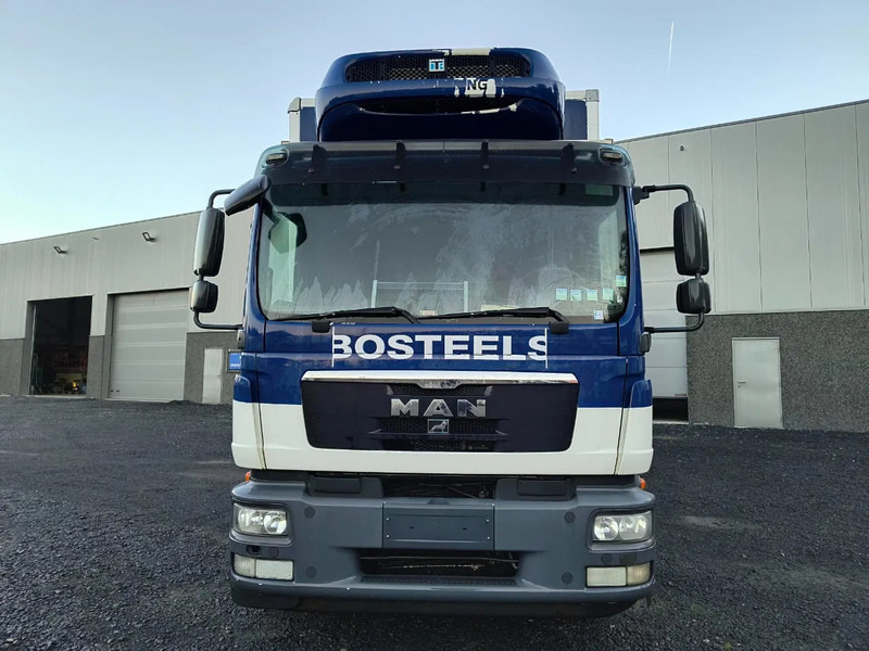 MAN TGM 18.250 2 COMP THERMOKING - 2000KG DHOLLANDIA - Рефрижератор: фото 2 MAN TGM 18.250 2 COMP THERMOKING - 2000KG DHOLLANDIA - Рефрижератор: фото 2