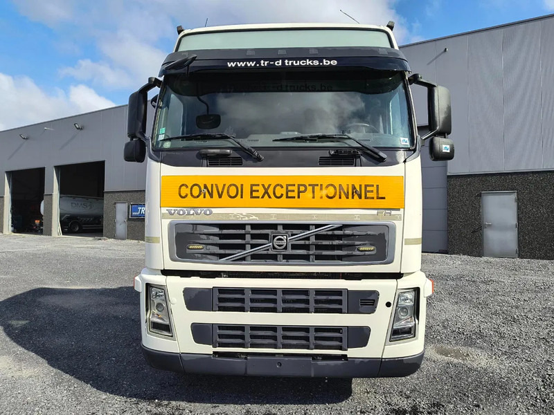 Volvo FH 13.520 6X2 - 90 TON - VOITH RETARDER - BIG AXLES - LIFTING AXLE - Тягач: фото 2 Volvo FH 13.520 6X2 - 90 TON - VOITH RETARDER - BIG AXLES - LIFTING AXLE - Тягач: фото 2