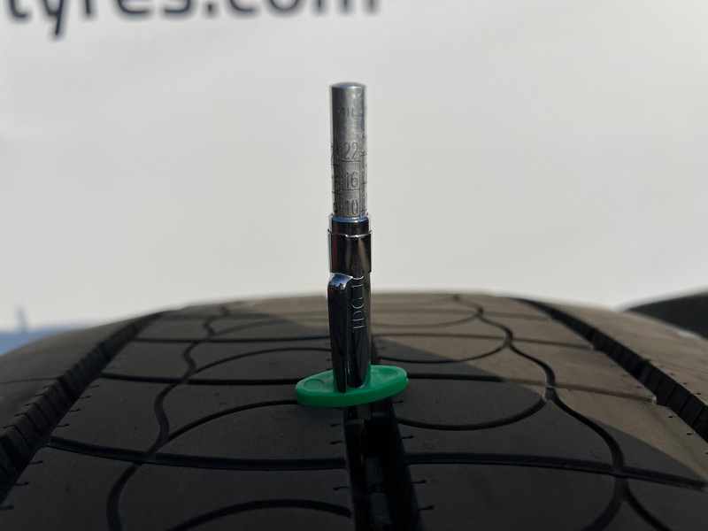 Bridgestone Bridgestone 315/70R22.5 H-STEER002 ECOPIA 156/154 M M+S 3PMSF gebruikte set - Шина для Грузовиков: фото 3 Bridgestone Bridgestone 315/70R22.5 H-STEER002 ECOPIA 156/154 M M+S 3PMSF gebruikte set - Шина для Грузовиков: фото 3