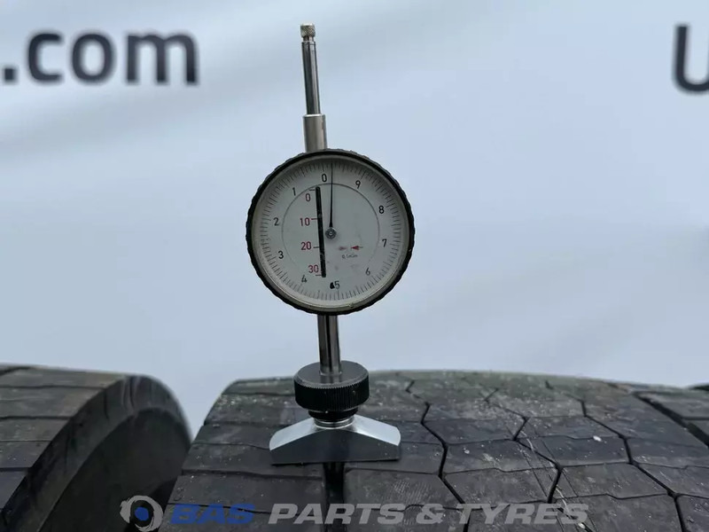 Bridgestone Bridgestone 315/80R22.5 Ecopia Drive Enliten 154/150 M+S 3PMSF gebruikte set - Шина для Грузовиков: фото 3 Bridgestone Bridgestone 315/80R22.5 Ecopia Drive Enliten 154/150 M+S 3PMSF gebruikte set - Шина для Грузовиков: фото 3