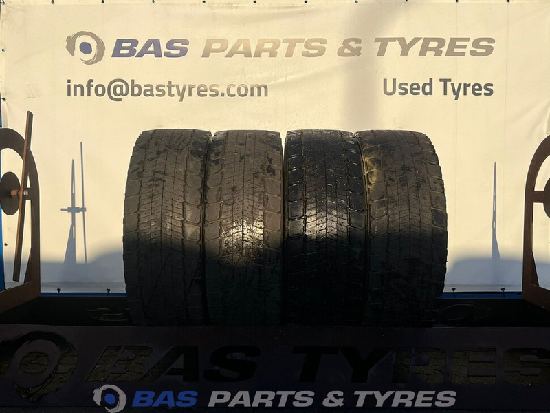 Michelin Michelin 315/60R22.5 X Line Energy D 152/148 M+S 3PMSF gebruikte set - Шина для Грузовиков: фото 1 Michelin Michelin 315/60R22.5 X Line Energy D 152/148 M+S 3PMSF gebruikte set - Шина для Грузовиков: фото 1