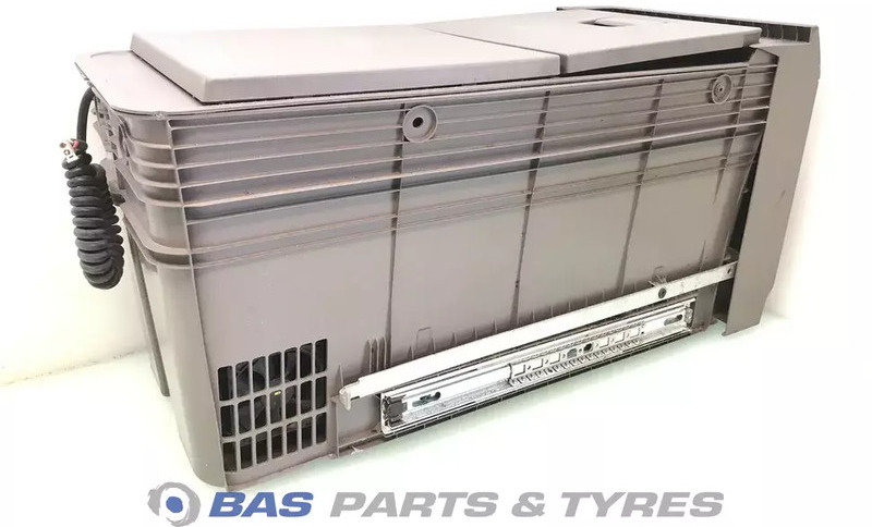 Scania S-Serie NextGen Koelkast Scania 40 Liter 2706575 - Запчасти для Грузовиков: фото 4 Scania S-Serie NextGen Koelkast Scania 40 Liter 2706575 - Запчасти для Грузовиков: фото 4